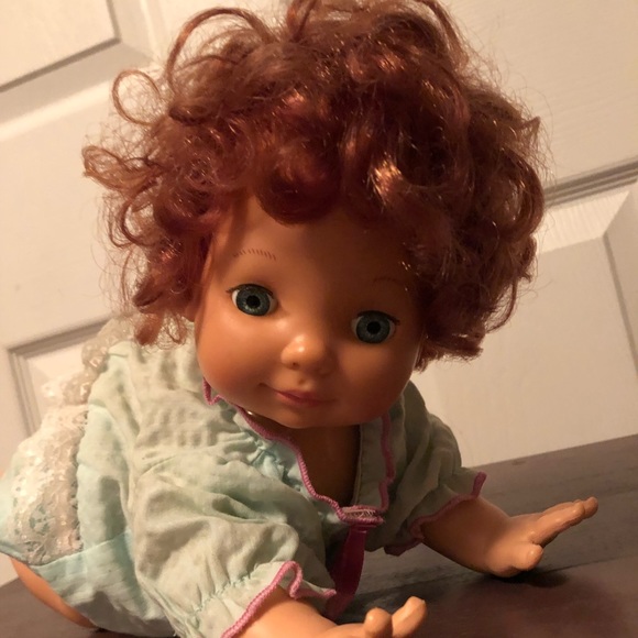 Vintage 1991 Irwin Toys Crawling Position Baby Doll - Picture 2 of 10